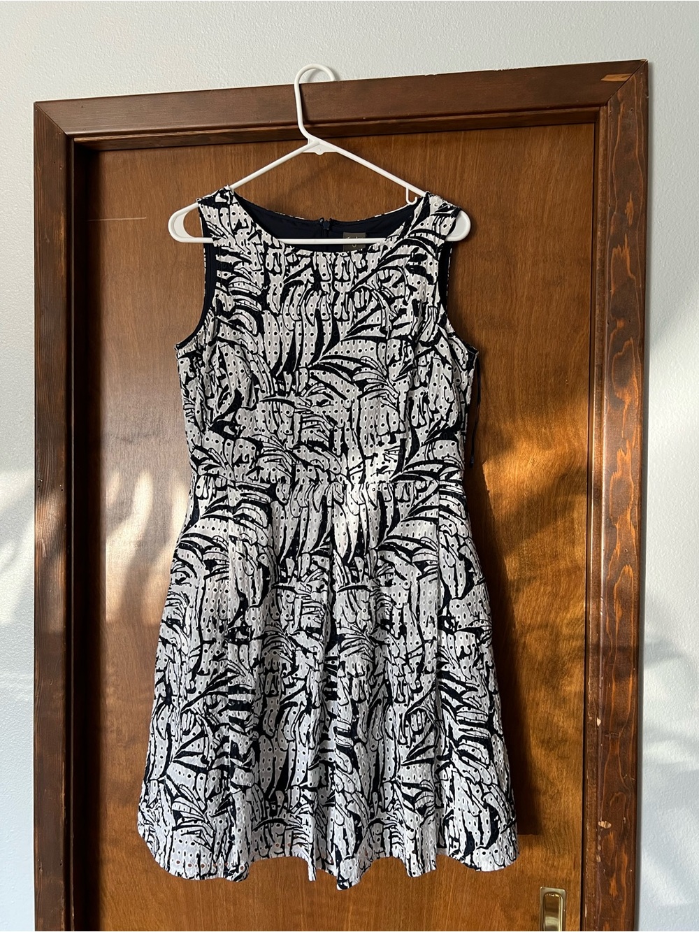 Black and White Patterned Sleeveless Fit-and-Flare Dress
